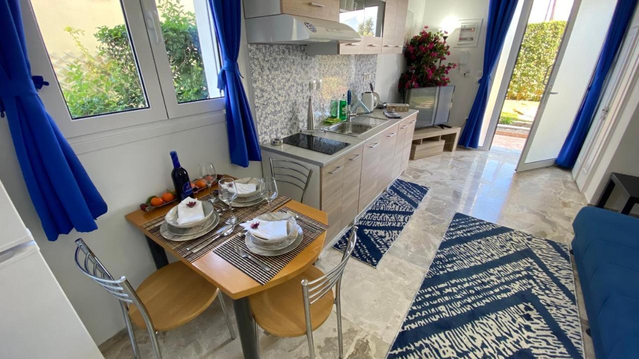 Patras Blue Suite מראה חיצוני תמונה